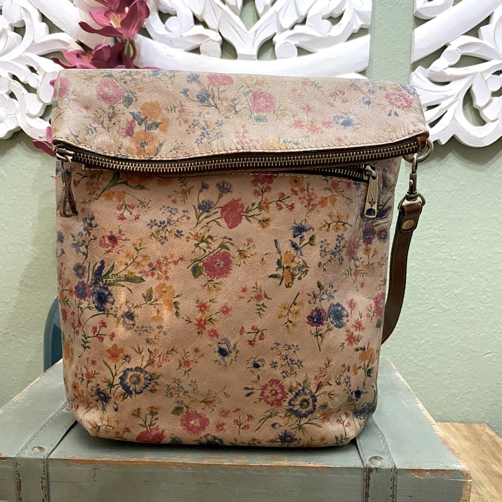 PATRICIA NASH ‘PRAIRIE ROSE’ LEATHER BACKPACK GUC